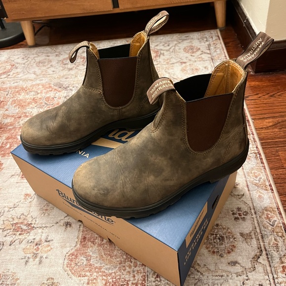 SOLD Blundstone Chelsea boots #585 in rustic brown - Picture 7 of 7